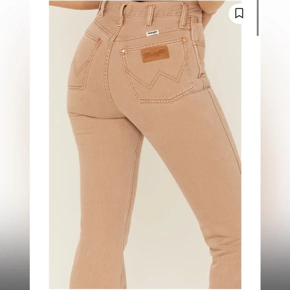 Wrangler Highrise Bootcut jeans